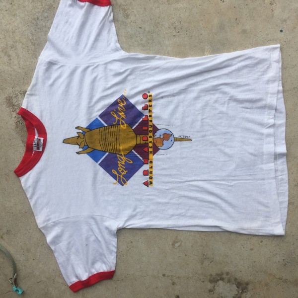 World armadillo headquarters tee 80s 50/50 tee