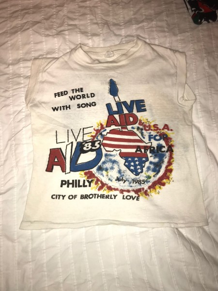 Can anyone value these T-shirts for me