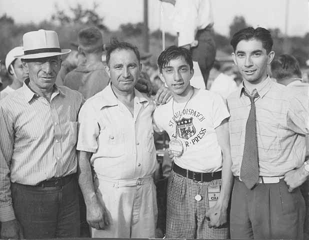 1938.jpg