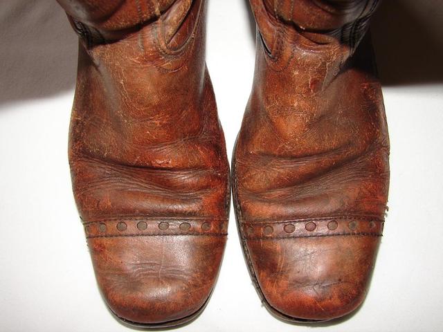 boots2.jpg