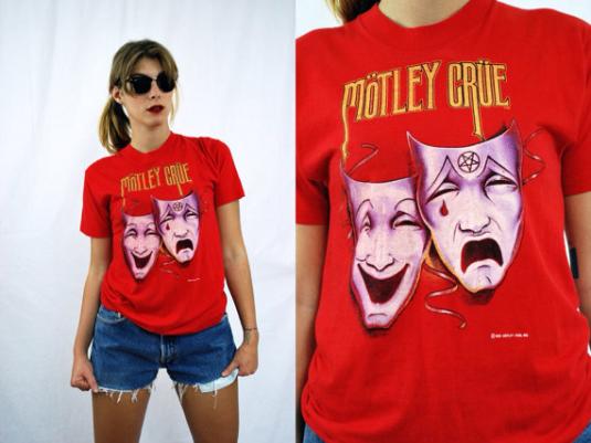 Vintage 80s MOTLEY CRUE Theater of Pain World Tour T Shirt