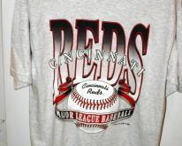  Near Mint 90s Lou Brock Cincinnati Reds 