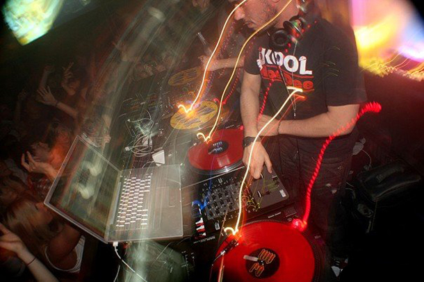 Kool Moe Dee. Shirt #10: Kool Moe Dee