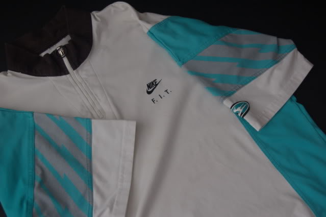 Nike Air F.I.T. Fit Tennis Shirt Agassi http://www.defunkd.com/wordpress/wp-content/uploads/2011/06/DSC_51362.jpg?t=1257950561