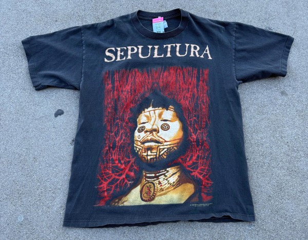 Sepultura Roots 1996 Bluegrape Licensing Tag