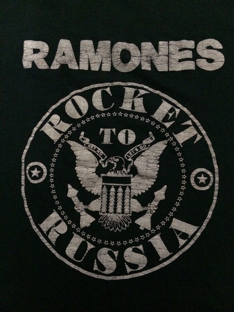 RAMONES 1977 ROCKET TO RUSSIA VINTAGE T-SHIRT