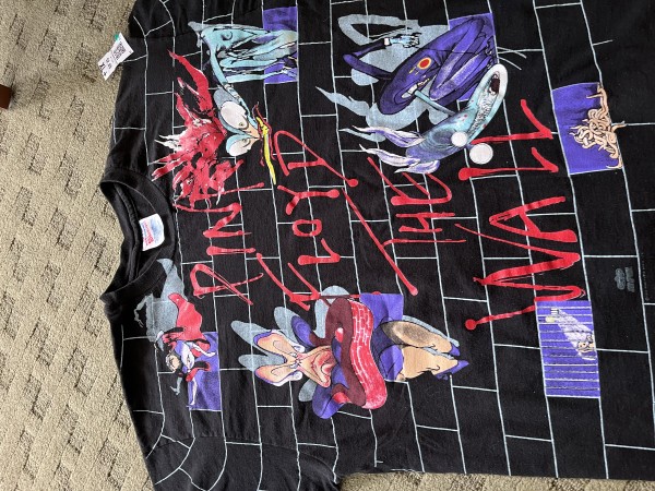 Vintage Pink Floyd The Wall tee- is it legit?