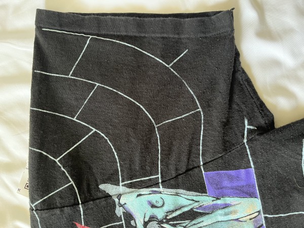 Vintage Pink Floyd The Wall tee- is it legit?
