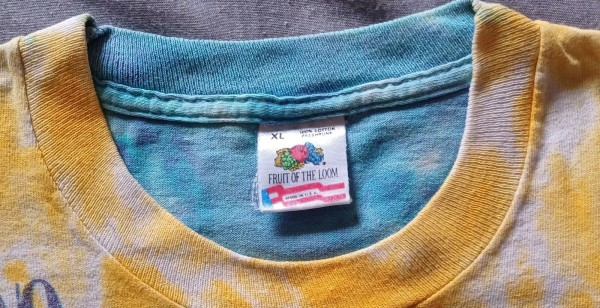 GNR Use your illusion t shirt with FOTL tag