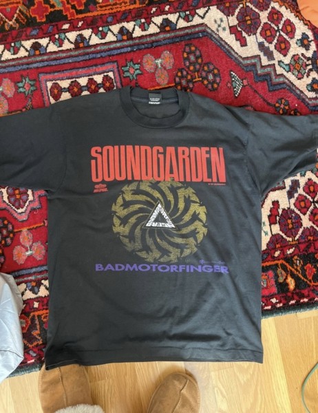 Soundgarden badmotorfinger shirt