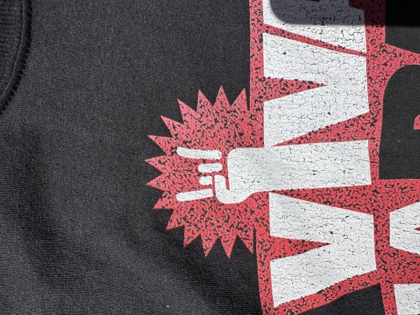 Is this a legit Viva La Bam T-Shirt??