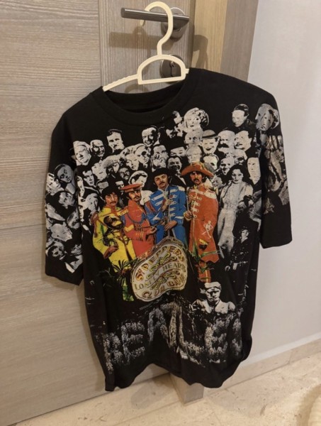 Is this beatles sgt pepper shirt authentic?