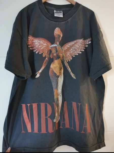 Nirvana/ Akira reel or fake ?