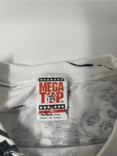 Mega Top t-shirt tag Made in China