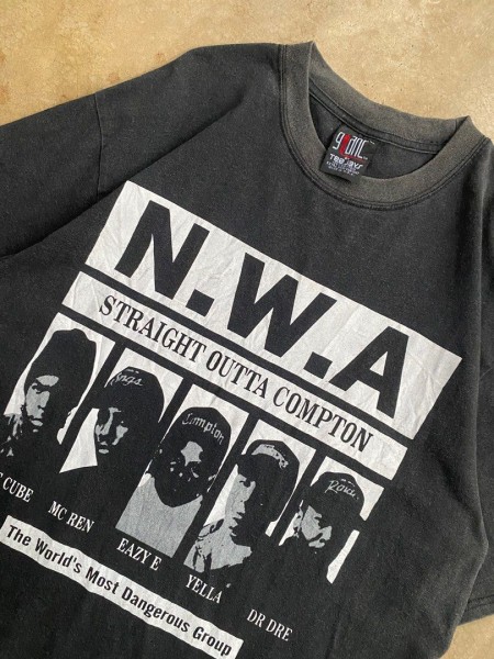 RAP TEE N.W.A (GIANT TAG)