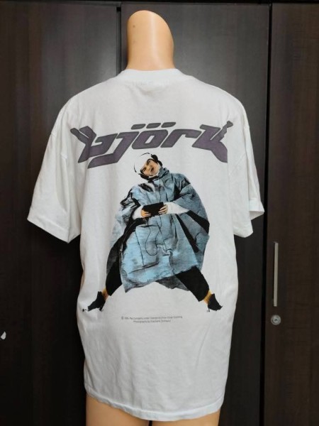 Legit check this VINTAGE BJORK plss