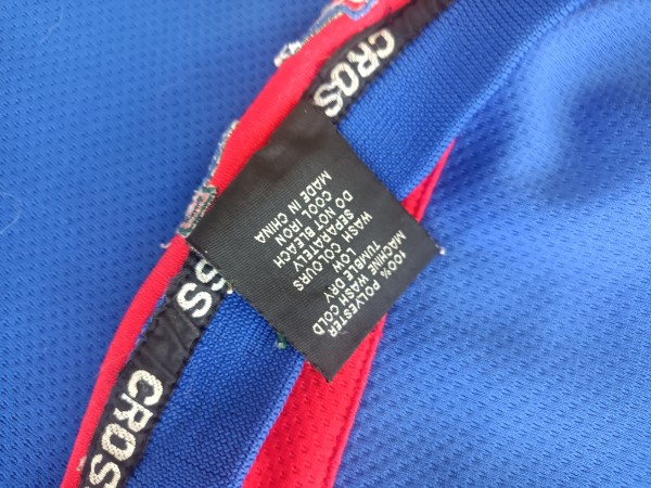 Need help pricing this Cross Colours streetwear jersey.