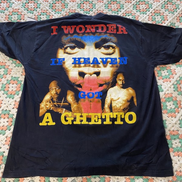Please help legit check this bootleg rap tee