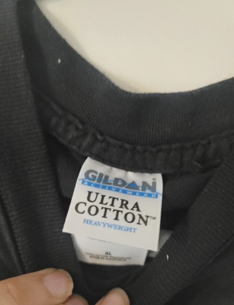 New Fake Gildan tag