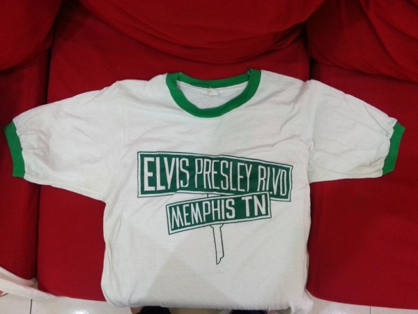 Elvis Presley BLV Memphise TN - No brand