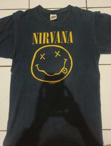 Nirvana 1992 Smiley Anvil T-Shirt