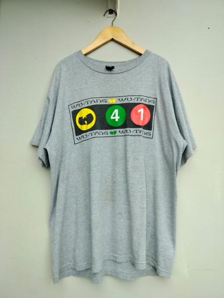 🚨 AUCTION ALERT! Two Pcs Vintage Rap Tees 90's Wu-Tang Clan/ Wu-WearT-shirts