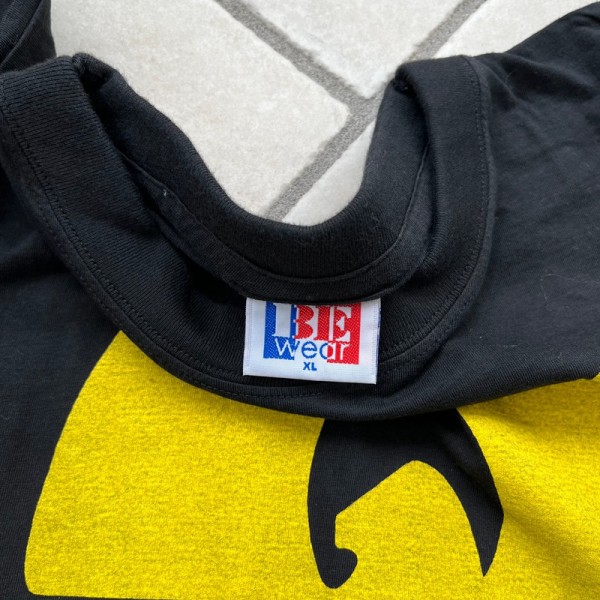 BE wear t-shirt tag