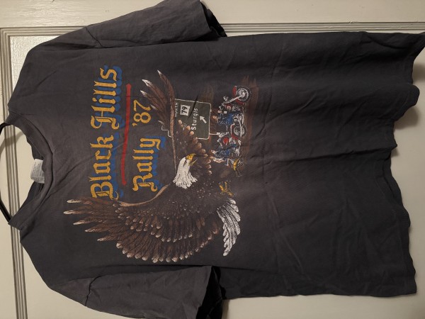 ‘87 Black Hills Rally/ Sturgis Fader on Hanes Beefy