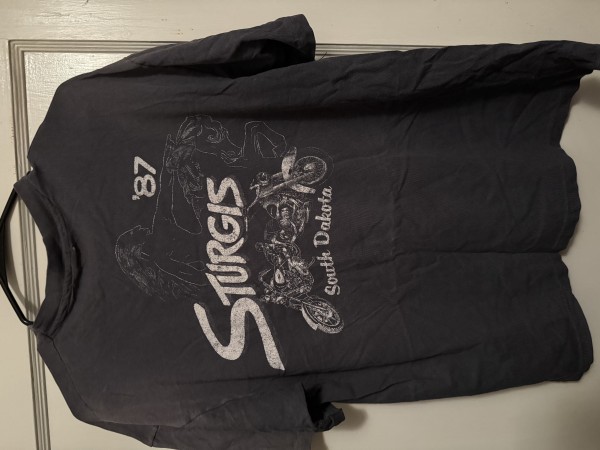 ‘87 Black Hills Rally/ Sturgis Fader on Hanes Beefy
