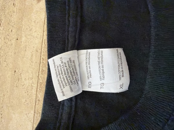 Help please with this Nirvana T Gildan Tag
