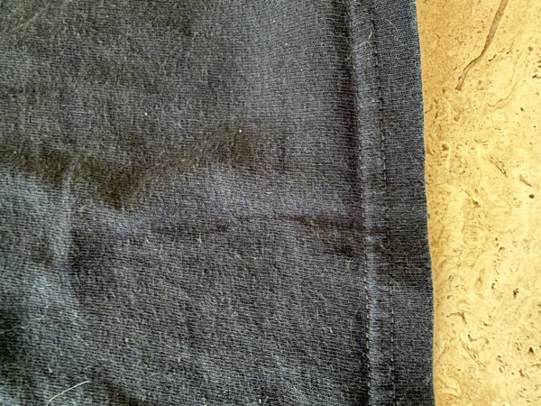 Help please with this Nirvana T Gildan Tag