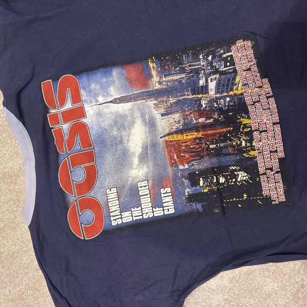 Oasis Giants Tee