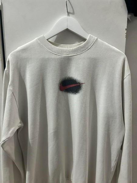 Legit check 90s nike red hair rodman crewneck