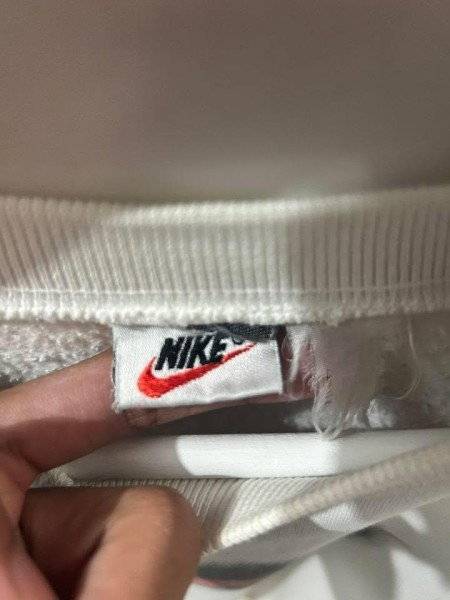 Legit check 90s nike red hair rodman crewneck