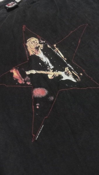 VINTAGE 1996 KURT COBAIN END OF MUSIC TEE