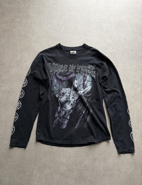 is this an original Cradle Total Fucking Darkness tee?