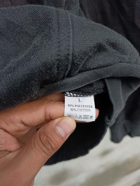 Side seam tag