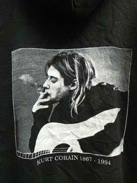 NIRVANA KURT COBAIN MEMORIAL