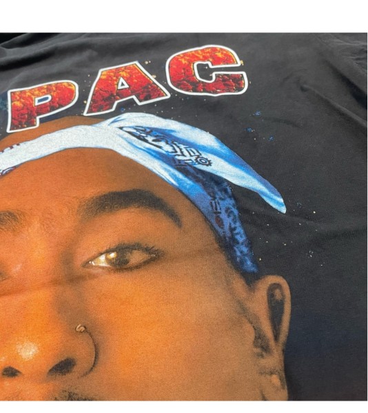 Tupac tee online I’m considering buying