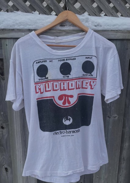 1989 Mudhoney Superfizz Bigmuff Tee with the Sub Pop back hit
