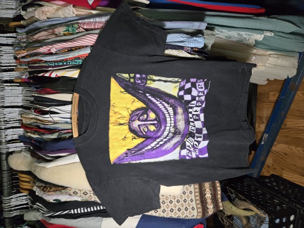 Legit check: Red Hot Chili Peppers Smile
