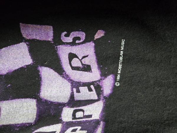Legit check: Red Hot Chili Peppers Smile