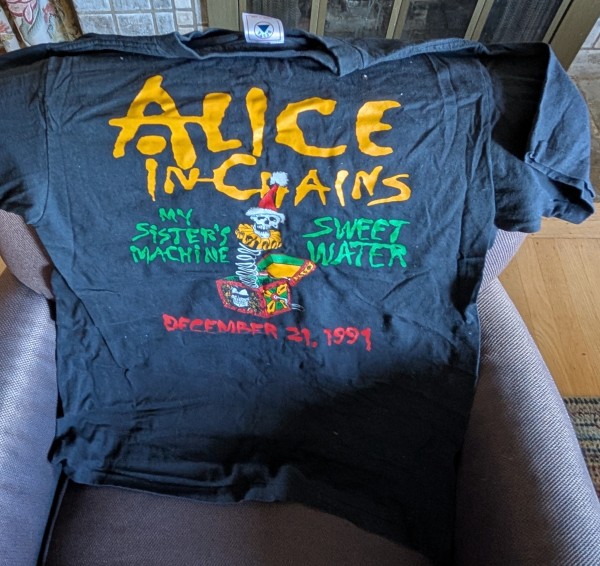 Alice In Chains Christmas 1991 T-Shirt (L) unworn/washed