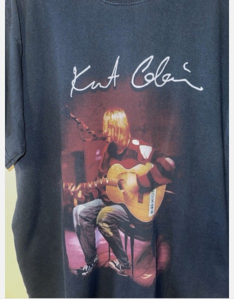 Is this a legit Kurt Cobain MTV Unplugged Shirt from the early 2000s?