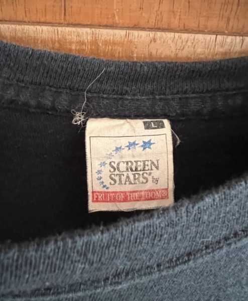 Is this a legit Kurt Cobain Shirt?
