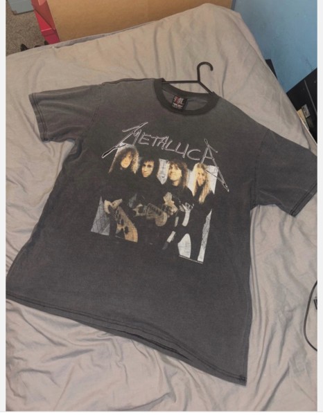 Can you please check if this is a legit 1999 Vintage Metallica “Garage Days” shirt?