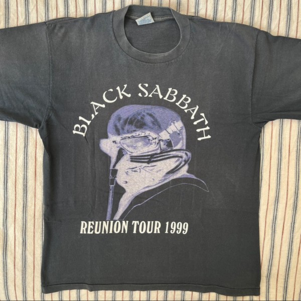Is this Vintage 1999 Black Sabbath Reunion Tour shirt legit ?