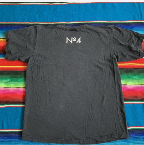 Is this Vintage 2000 Stone Temple Pilots No 4 shirt legit?