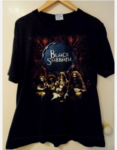 Can you guys check if this 1999 Black Sabbath Reunion Tour shirt is legit?