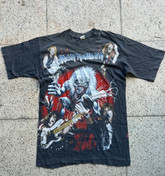 Can you guys check if this Iron Maiden T-Shirt is real?